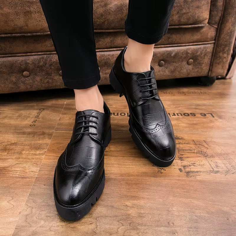 New Arrival Mens Casual Leather Shoes Thick Soled Formal Shoes Fashion Brogue Shoes Elegant Leisure Walk Oxford Male Shoes Adult