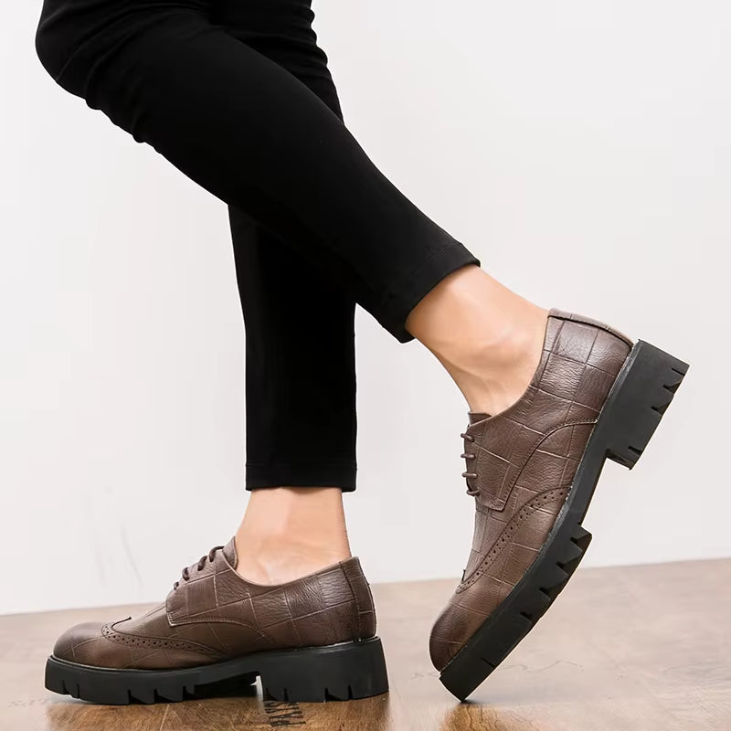 New Arrival Mens Casual Leather Shoes Thick Soled Formal Shoes Fashion Brogue Shoes Elegant Leisure Walk Oxford Male Shoes Adult