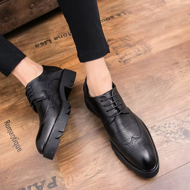 New Arrival Mens Casual Leather Shoes Thick Soled Formal Shoes Fashion Brogue Shoes Elegant Leisure Walk Oxford Male Shoes Adult
