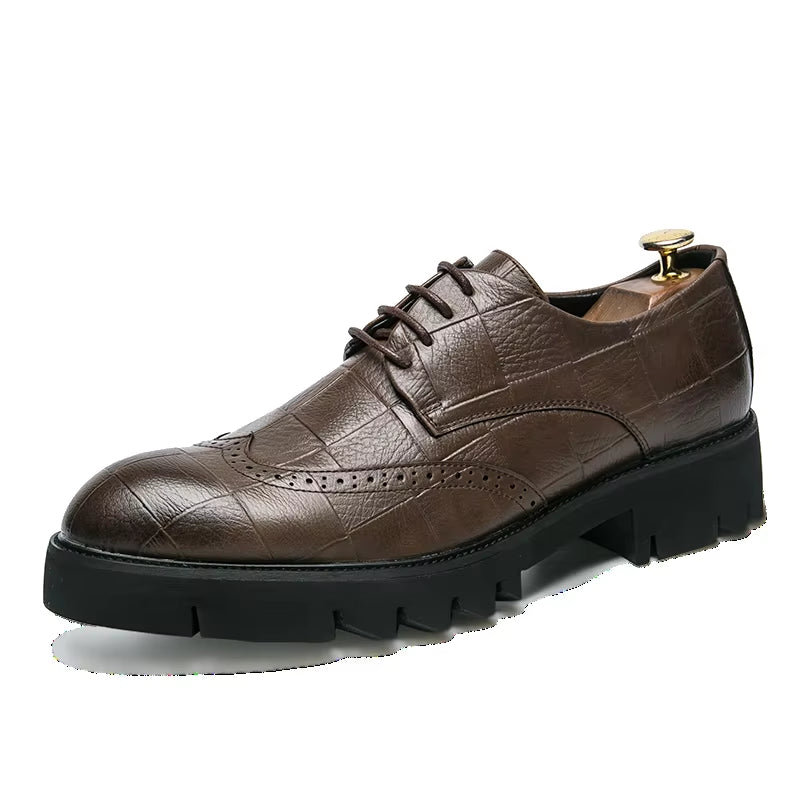 New Arrival Mens Casual Leather Shoes Thick Soled Formal Shoes Fashion Brogue Shoes Elegant Leisure Walk Oxford Male Shoes Adult